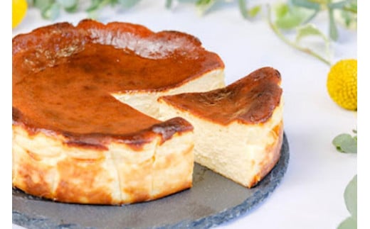 絶品！素材にこだわったバスクチーズケーキ（２ホール）