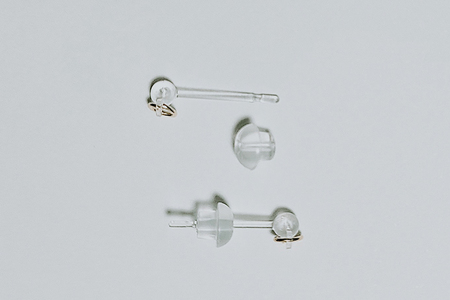 【KALCANO】小国杉ジュエリー hii-ひい ピアス 金属アレルギー対応 樹脂パーツ ジュエリー jewelry アクセサリー レディース 熊本 阿蘇小国杉 工芸品 木製 キューブ 一粒タイプ 木