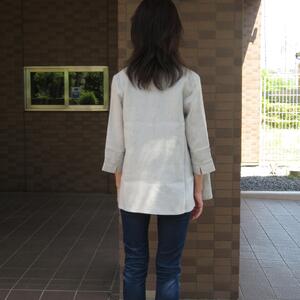 サラッと柔らか軽涼 麻100％ レディス ジャケット 湖東の麻（リネン） 和晒し仕上げのレディスジャケット【和心衣】【Ｍサイズ・グレー】