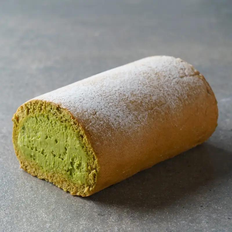 【香料・乳化剤・安定剤不使用】手作り猿島茶ミニココナッツ ロールケーキ【jbpy0004】