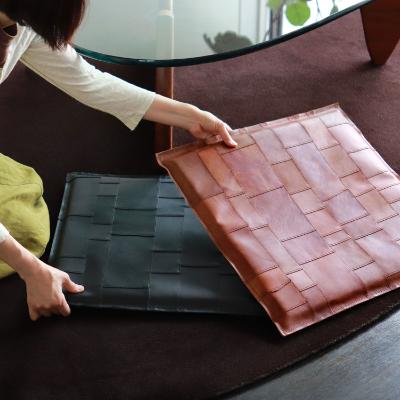 ふるさと納税 高槻市 【KAKURA】レザー座布団 tunagu 50 ブラック |  | 03