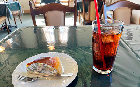 No.476 忍城NINJA体験【撮影付き】・ヴェールカフェでカフェタイム3名様