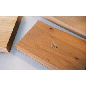 サービングボード 木製 レクタングル Sサイズ（サクラ）アウトドア用品 キャンプ 料理 調理道具□