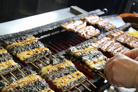 【定期便】隔月・全６回コース　蒲焼割烹うな繁　うなぎ蒲焼真空パック２人前