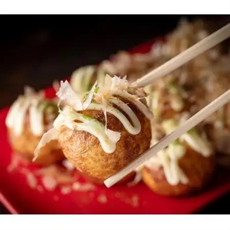 こだわりの定番たこ焼き　3食入り+たこ一オリジナルたこ焼きソース　1本【配送不可地域：離島】【1685594】