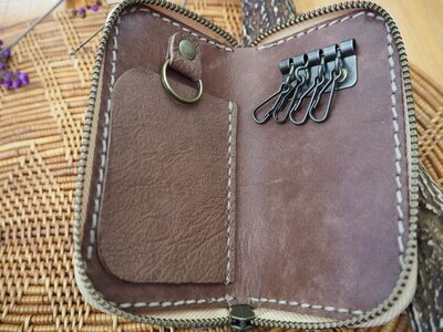 大槌ジビエレザーのキーケース（濃茶）