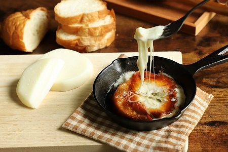 【京丹波のチーズ】焼いて食べるチーズ さけるチーズ詰め合わせ 国産 生乳 ナチュラル チーズ カチョカバロ モッツァレラチーズ おつまみ 料理 サラダ ご当地グルメ お取り寄せ 京都 丹波 京丹波町 