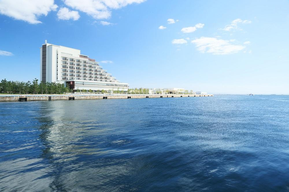 【高島屋選定品】「神戸みなと温泉 蓮」 ご利用券 3万円分 (5,000円券×6枚)