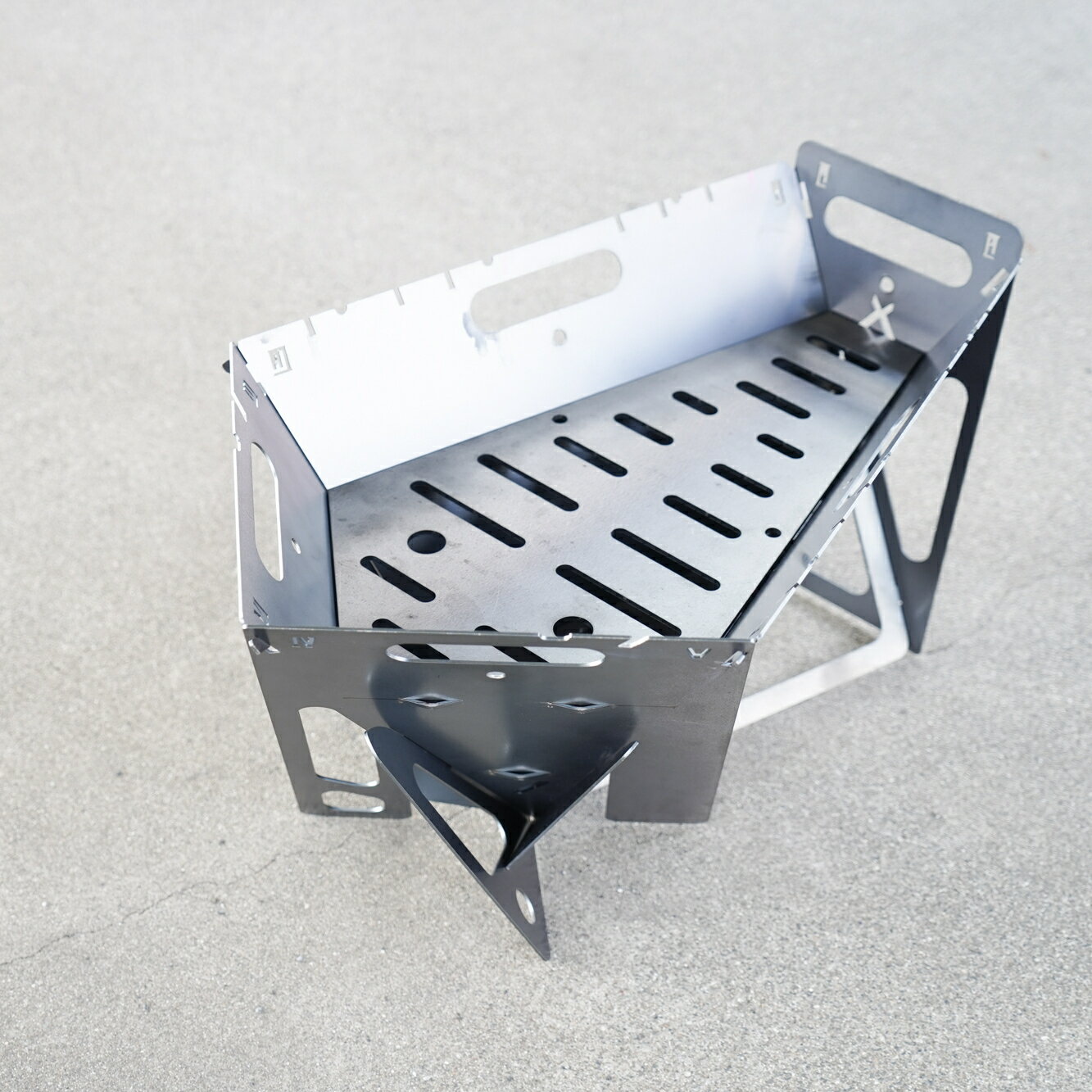 【ふるさと納税】 Number55 焚き火台 デニムトート付 キャンプ アウトドア 焚火台 折り畳み ソロキャンプ ファミリーキャンプ 岐阜県 大垣市