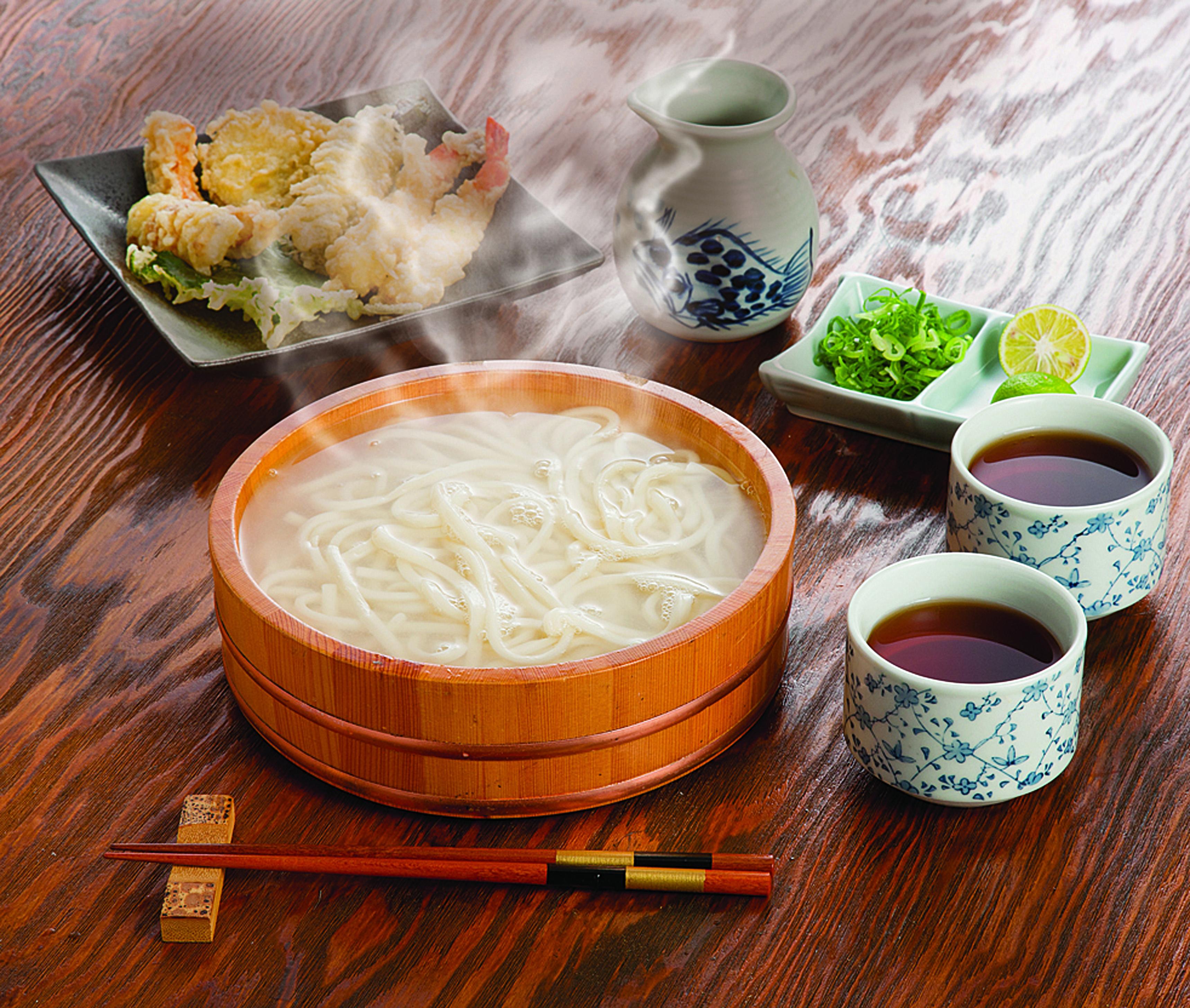 期間限定！ 【１、２ヶ月程度で発送】さぬき生うどん24食セット