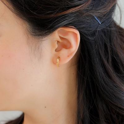 ふるさと納税 甲府市 K18 デザイン 地金 ピアス　15134 |  | 02