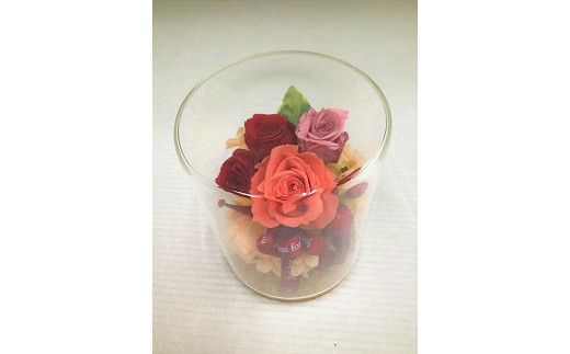 
バラの花プリザーブドフラワー Sサイズ W9.5cm*D9.5cm*Ｈ12cm
