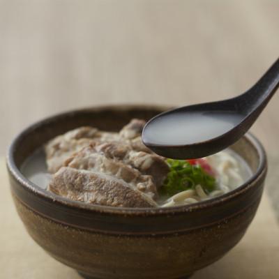 ふるさと納税 与那原町 【沖縄そば金太郎】豚骨ベースの軟骨ソーキそば 4食セット |  | 01