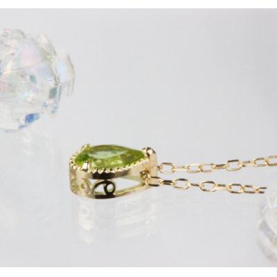 ふるさと納税 甲府市 K10YGペリドットしずくペンダント【KPE-2075】 |  | 02