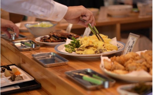 「スローフードバイキング農家レストランみかん畑」ペアランチチケット / お食事 お食事券 バイキング ランチ 和歌山 田辺市 旬の食材 新鮮 スローフード ヘルシー 美味しい 野菜 農家 レストラン 