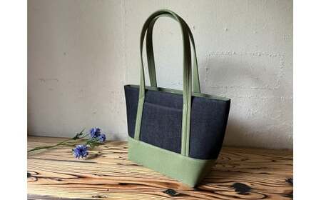 【2026年6月上旬発送開始】【 AKIRA オリジナル】【 マツコの知らない世界 で紹介されました！】 中型レディストートバッグ ショルダータイプ 濃紺デニム×カーキ 軽量 軽い 日本製 キャンバス