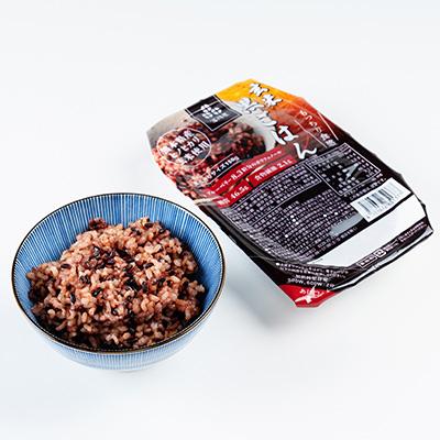 ふるさと納税 菊池市 【ご飯パック】黒米入り玄米 150g×24パック入 |  | 03