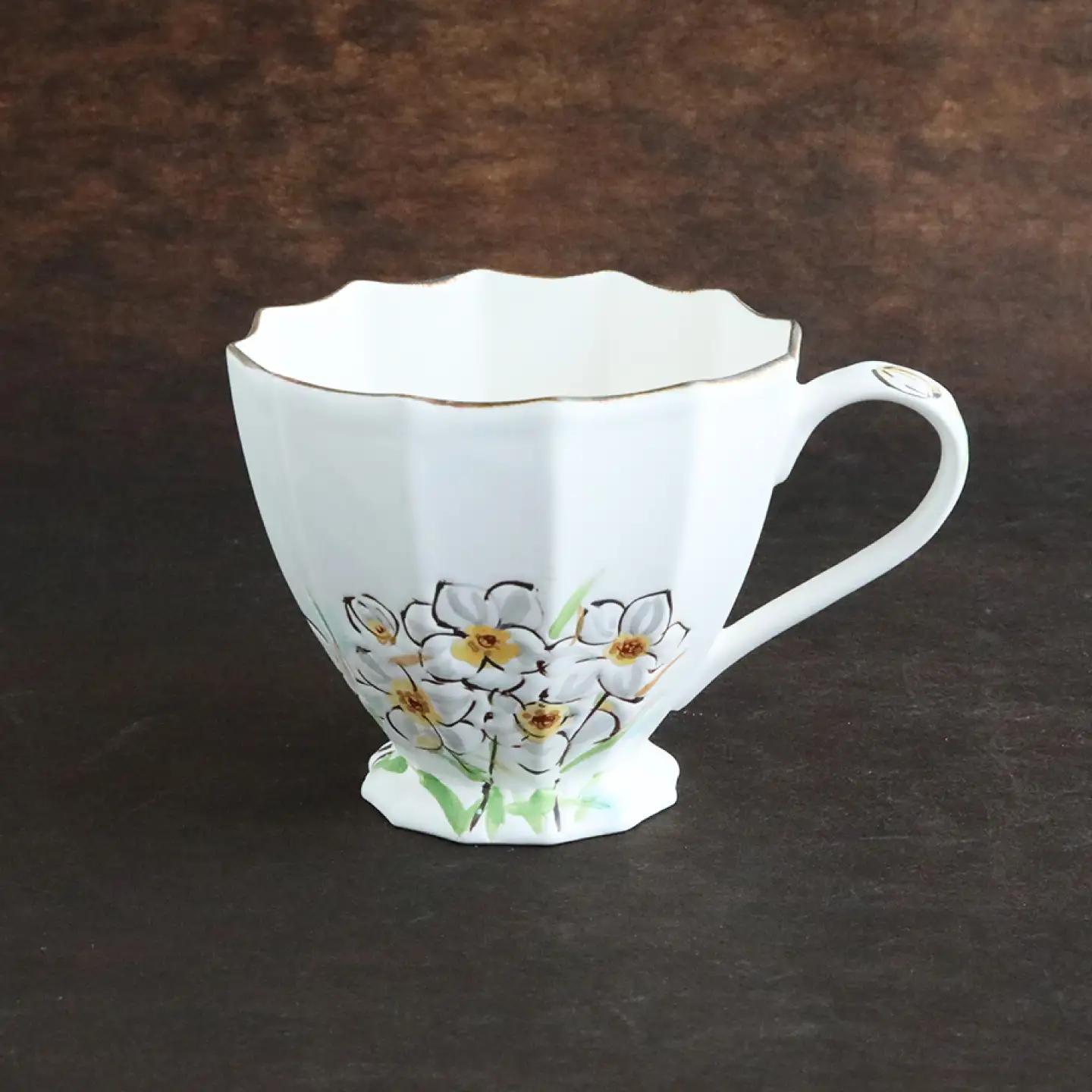 【美濃焼】koyomiお花マグカップ 1月 水仙【buzan 武山窯】食器 コーヒーカップ ティーカップ [MBA013]