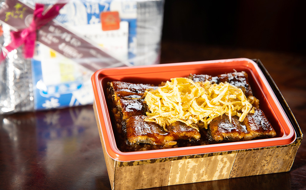 
            （冷凍）うなぎのせいろむし弁当 4個
          