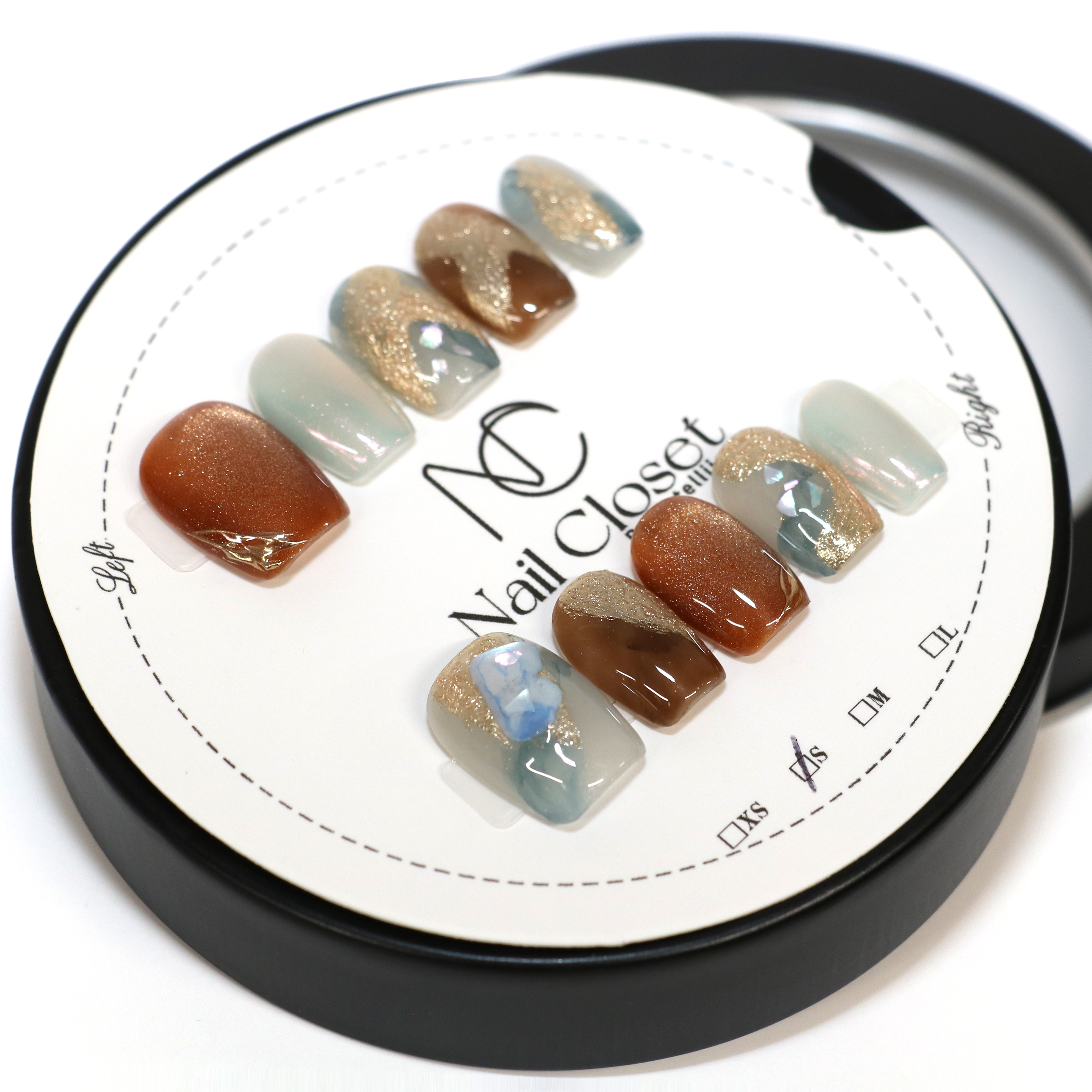 
            ネイルチップ　ミディアム【宵のあかね】Lサイズ　Antellijan大宮ネイルサロンのハンドメイド　M9-L　【11100-2157】
          