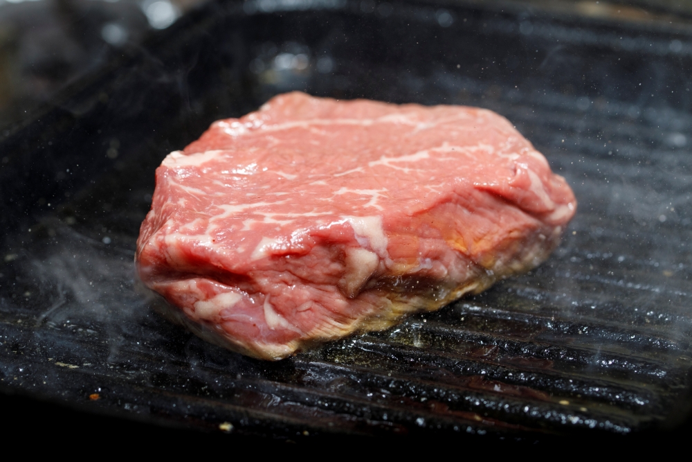 【熊本県産】健康あか牛モモステーキ２５０ｇ×２ くまもとあか牛 モモステーキ 500g 熊本県産 国産牛 和牛 あか牛 国産 モモ肉 ステーキ ステーキ肉 250g 2枚 冷凍 贈答用 ギフト 利他フ