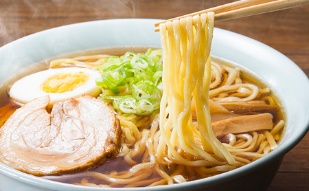 ラーメン 定期便 3ヵ月 たらばがに風味ラーメン(乾燥ラーメン8食セット) らーめん 乾麺 ノンフライ麺 かに カニ スープ付き 