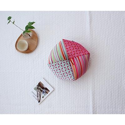 ふるさと納税 京都市 【洛中高岡屋】カワイイの素敵な出会い カサマンス おじゃみ座ぶとん(キャトル) |  | 03