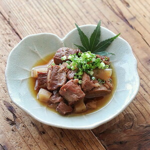 お試し【レトルト食品】牛すじの醤油煮込み （150ｇ×2パック） レトルト 牛肉 おつまみ おかず