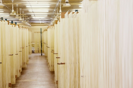 塩麦熟成法特許出願中 稲庭手延饂飩 黄金 150g×2束【(株)後文】[A9403]