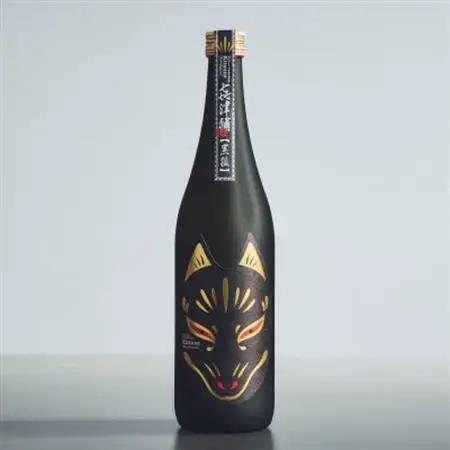 【豪華3本セット】純米大吟醸「黒狐」×純米吟醸「白狐」×純米酒「紅狐」(各720ml)【1638287】