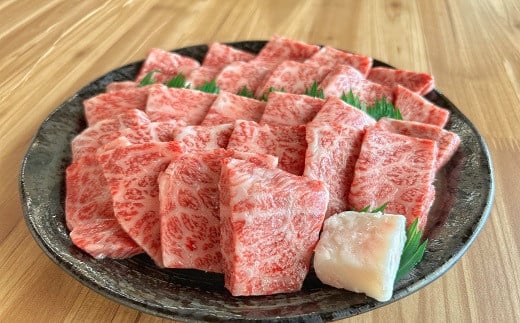 
四万十麦酒（ビール）牛。牛肉を焼肉用に厚切り。特選焼き肉セット！Asz-07 モモ、ウデ、バラ肉、肩ロースから詰め合わせ 霜降り 赤身 麦酒牛 ビール牛
