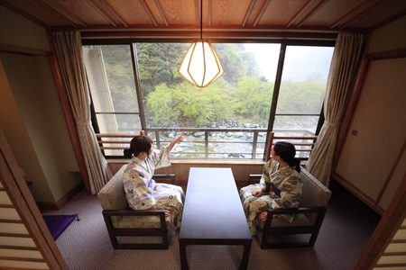 テレビ朝日で放送されました！＜ハイグレードプラン＞1泊2食 足柄牛しゃぶしゃぶと地酒利酒のこだわり会席 ペア宿泊券 中川温泉 かくれ湯の里 信玄館 【平日・日曜限定】飲泉も可能なPH10のアルカリ温泉