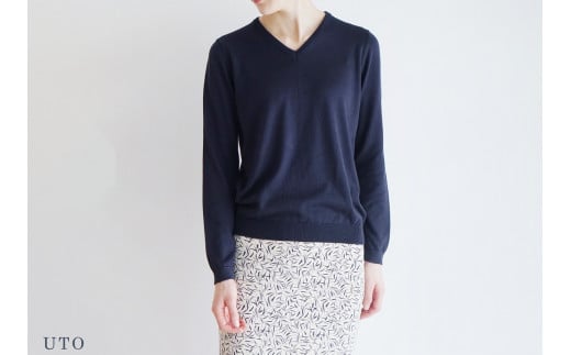 【期間限定(12/26～1/31)寄附額】★NEW★【UTOカシミヤ】レディース　シルクVネックセーター(グレージュL)  ユーティーオー 岩手県 北上市 P0073