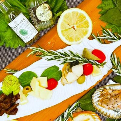 ふるさと納税 由利本荘市 ビールにピッタリ燻製4種詰め合わせ |  | 02