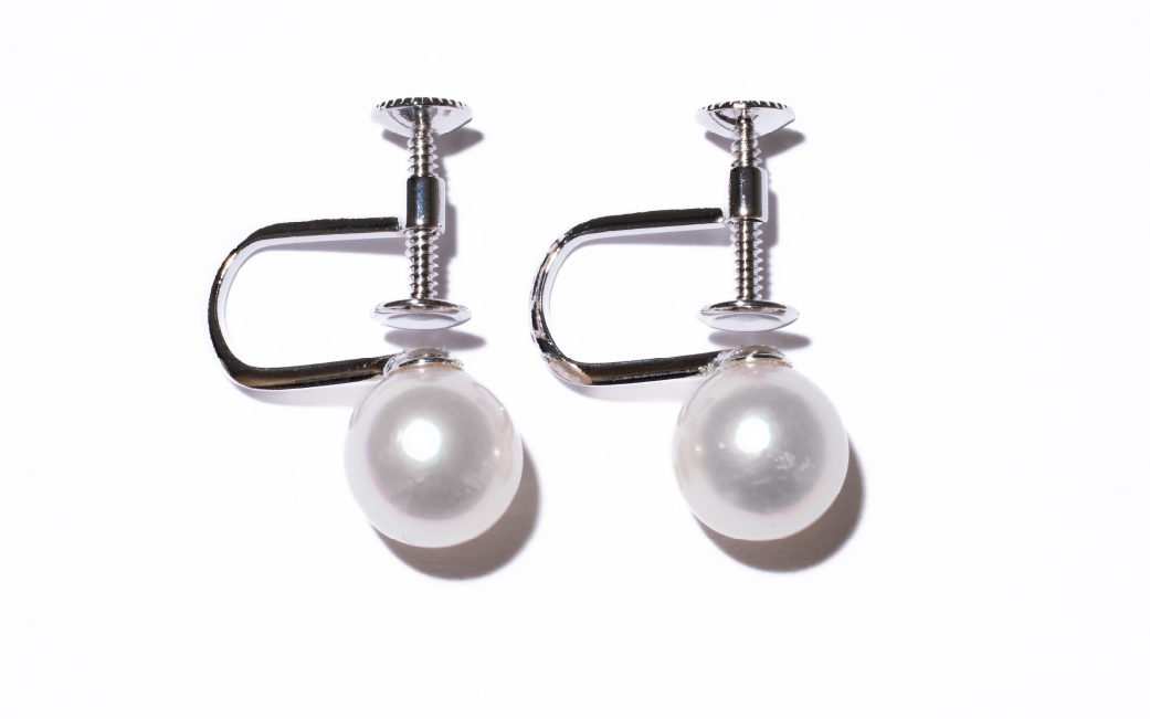618 アコヤ真珠イヤリングSV7.5mmup　シルバー パール ジュエリー 貴金属 宝石 定番 フォーマル ギフト 贈り物 シンプル 冠婚葬祭 結婚式 入学式 卒業式 伊勢志摩