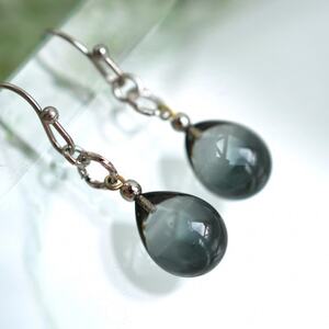 【Soukore】ガラスアクセサリー・ブラック・ピアス【1626486】