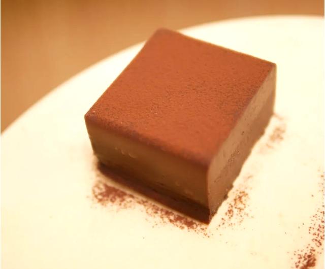 テリーヌ・オ・ショコラ　-Terrine au chocolat- / パティスリー ラ グラース / スイーツ ケーキ 千葉県 特産品