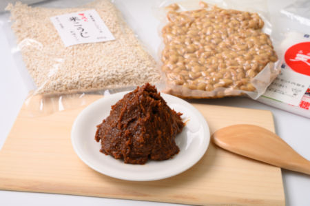 河村こうじ屋の手作り味噌キット2.6kg〈加熱処理済大豆使用〉味噌味噌味噌味噌味噌【AA36】