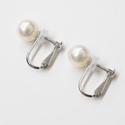 ふるさと納税 天草市 8-8.5mmあこや真珠 パールイヤリング F:シリコン小 K14WG 直結_S085-333A |  | 01