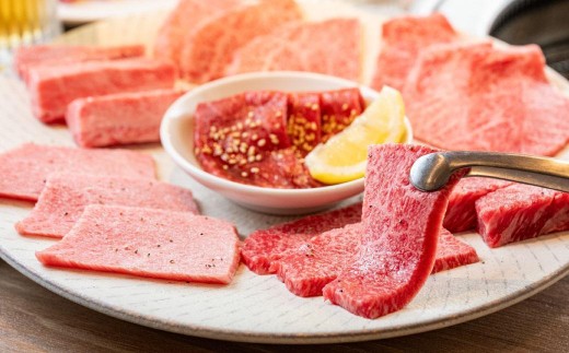 
            神戸牛 希少部位食べ比べ9種 720g 1440g 2160g マルシン ヒウチ 亀の甲 バラ 三角バラ サーロイン イチボ ラムシン 内モモ 選べる容量
          