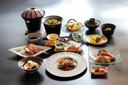入鹿温泉ホテル瀞流荘ペア宿泊券 一泊二食付きA【irsi0003】