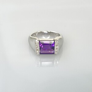 【一点もの】K18WG　アメシスト（3.08ct）リング　FR6　K05069-H