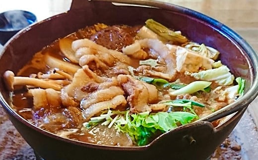 
いわや　ぼたん鍋ペアお食事券[最高のロケーションと茅葺の食事処で囲炉裏で雰囲気満点！]
