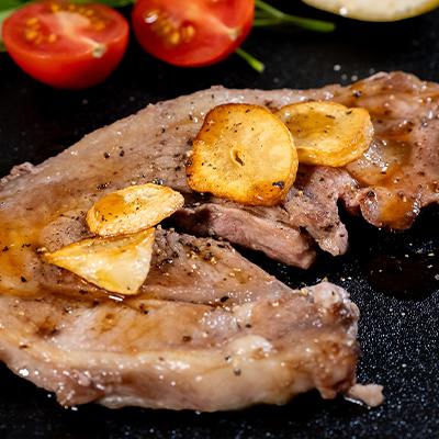 ふるさと納税 平取町 豪快な夕食を彩る『厚切りラムステーキ』12枚セット |  | 01