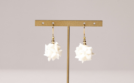 【ケンセン35】白珊瑚 デザインピアス / K18｜室戸 ブランド ピアス