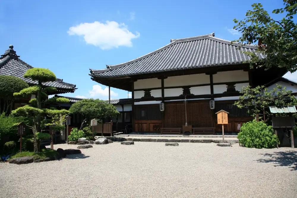 【10月1日受付開始】 定期観光バスYa・Ypコース「飛鳥めぐりと今井町散歩」