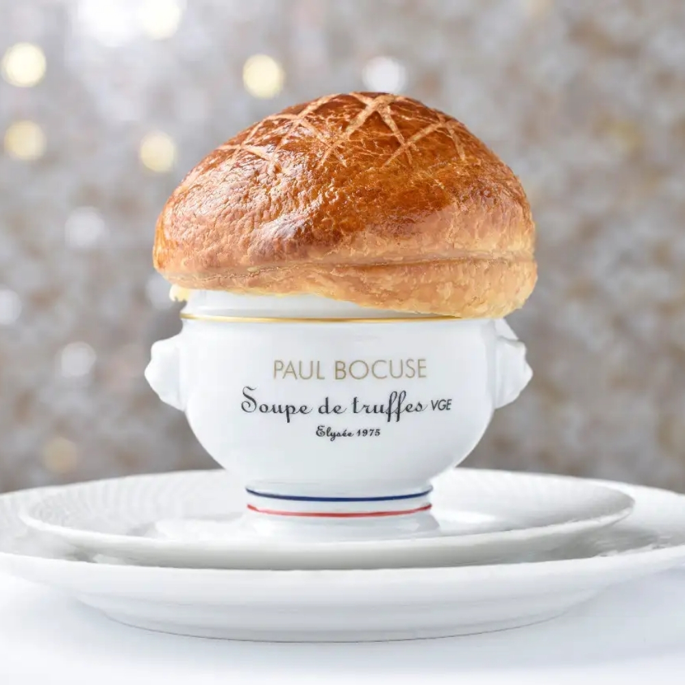 【メゾン ポール・ボキューズ】特別コース（ディナー）＜2名様分＞（ぐるなびセレクション） 【125052】