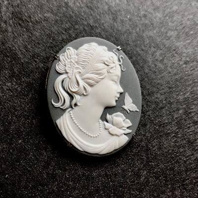 ふるさと納税 瀬戸市 【GRAND CAMEO】バタフライ ブローチ(ペンダントトップ)〈大〉