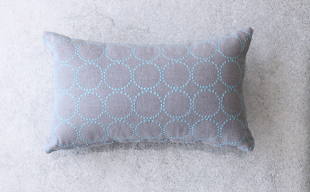 ミニクッション 長方形 タンバリン生地 グレーブルー ミニクッション