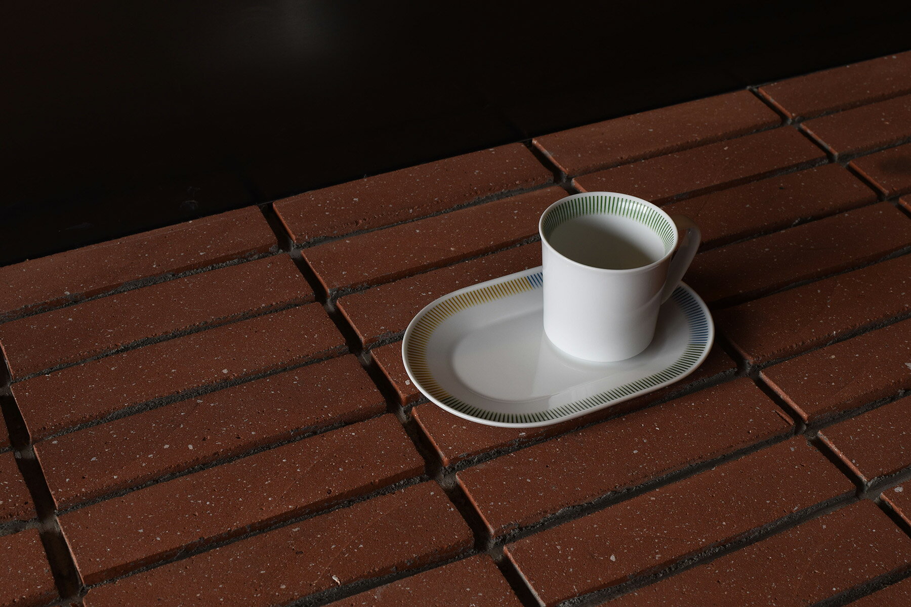 【ふるさと納税】1616/ PC Mug Green & Oval Plate 200 セット 有田焼 器 食器 オーバルプレート 皿 白 ホワイト マグカップ eb012